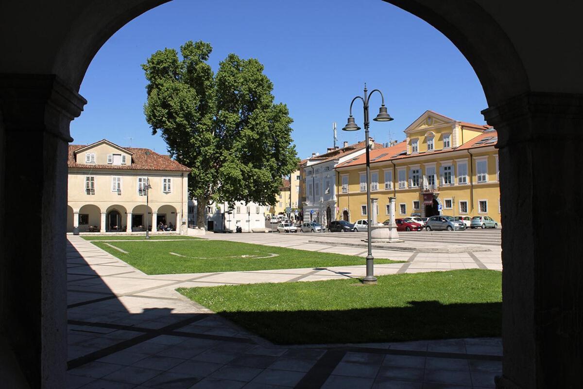 Gorizia Holiday Inn Rastello Suite Exterior photo
